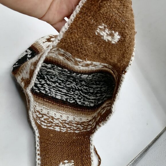 Chullo Hat Knitted Wool Winter Warm Andean Mountains Cusco - Picture 7 of 9